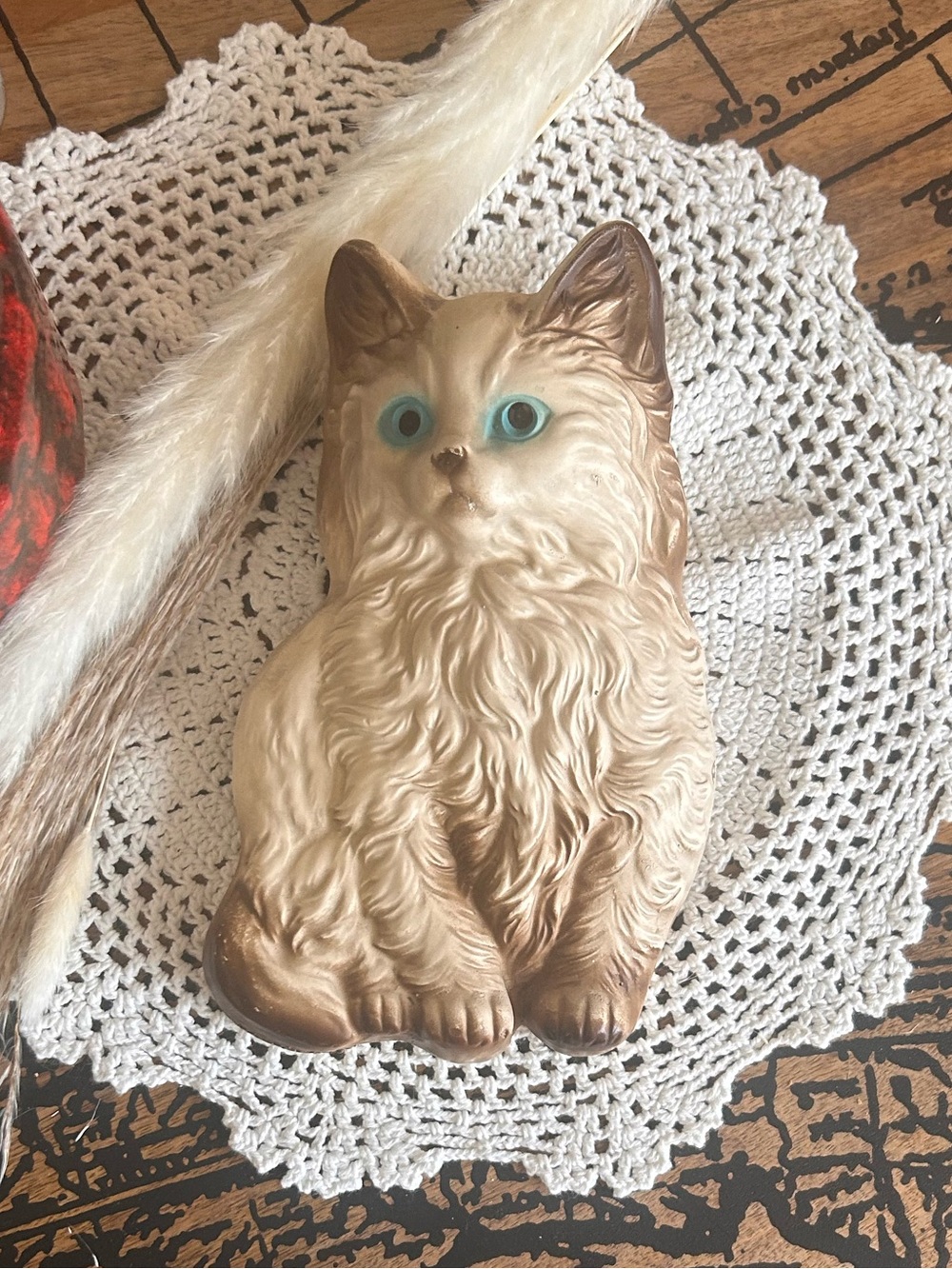 Vintage Chalkware Cat Wall Plaque | Blue Eyed Persian Cat | Retro Kitsch Plaster